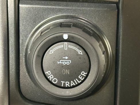 Used 2022 Ford F150 Lariat w/ Max Trailer Tow Package AWD/4WD image 26