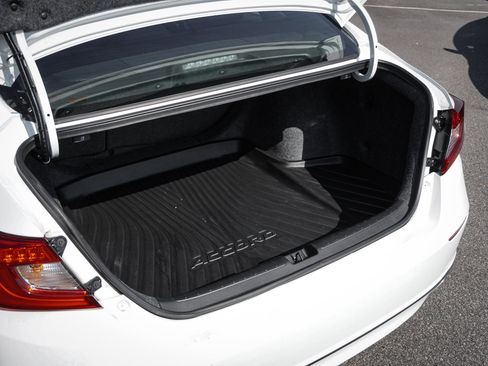 Used 2020 Honda Accord Sport image 33
