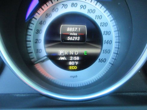 Used 2013 Mercedes-Benz C 350 Sport image 4