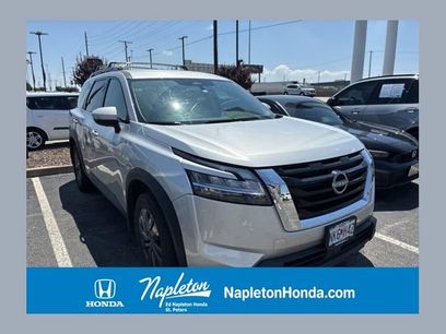 Used 2023 Nissan Pathfinder SV