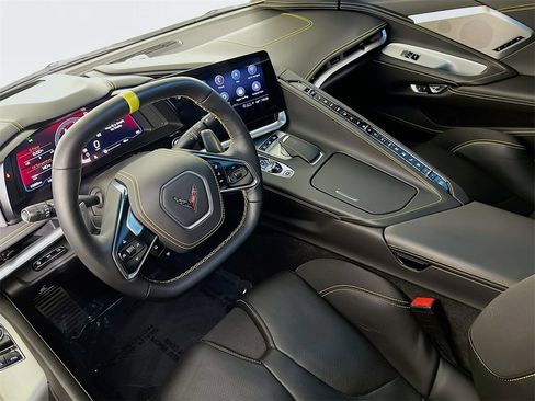 Used 2023 Chevrolet Corvette Stingray Premium Cpe w/ 3LT image 9