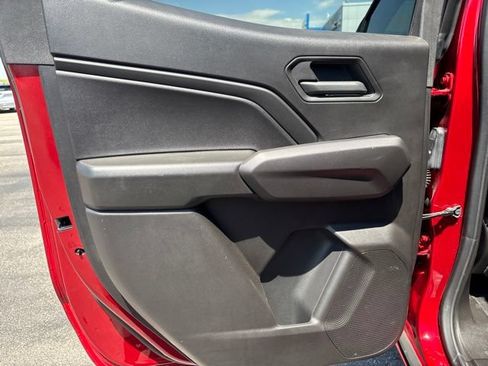 Used 2026 Chevrolet Colorado Trail Boss AWD/4WD image 17