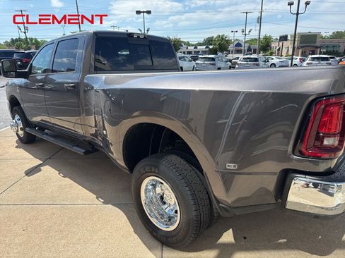 New 2026 RAM 3500 Tradesman AWD/4WD image 6
