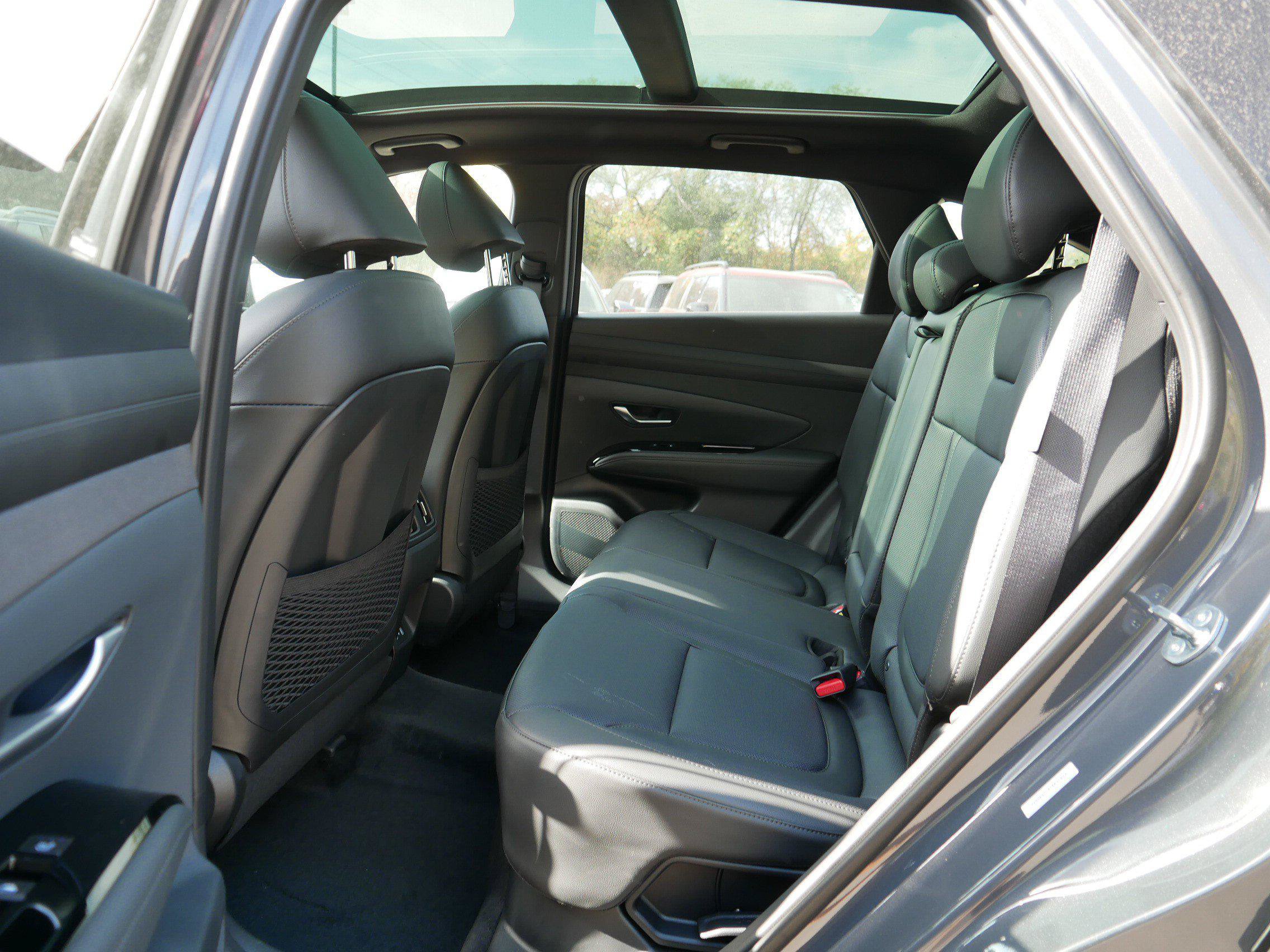 New 2026 Hyundai Tucson Limited AWD/4WD image 6