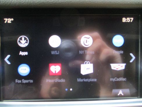 Used 2018 Cadillac XT5 FWD image 37