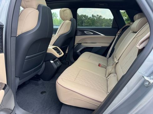 New 2025 Cadillac Lyriq Luxury image 22