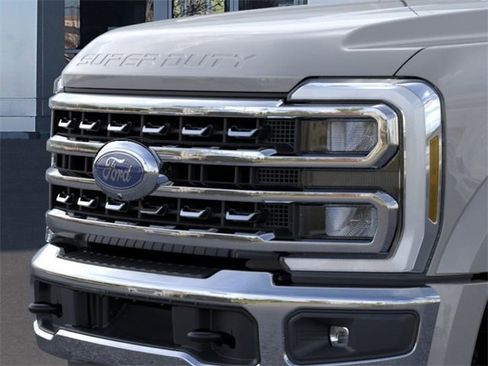 New 2026 Ford F450 XLT w/ XLT Premium Package image 17