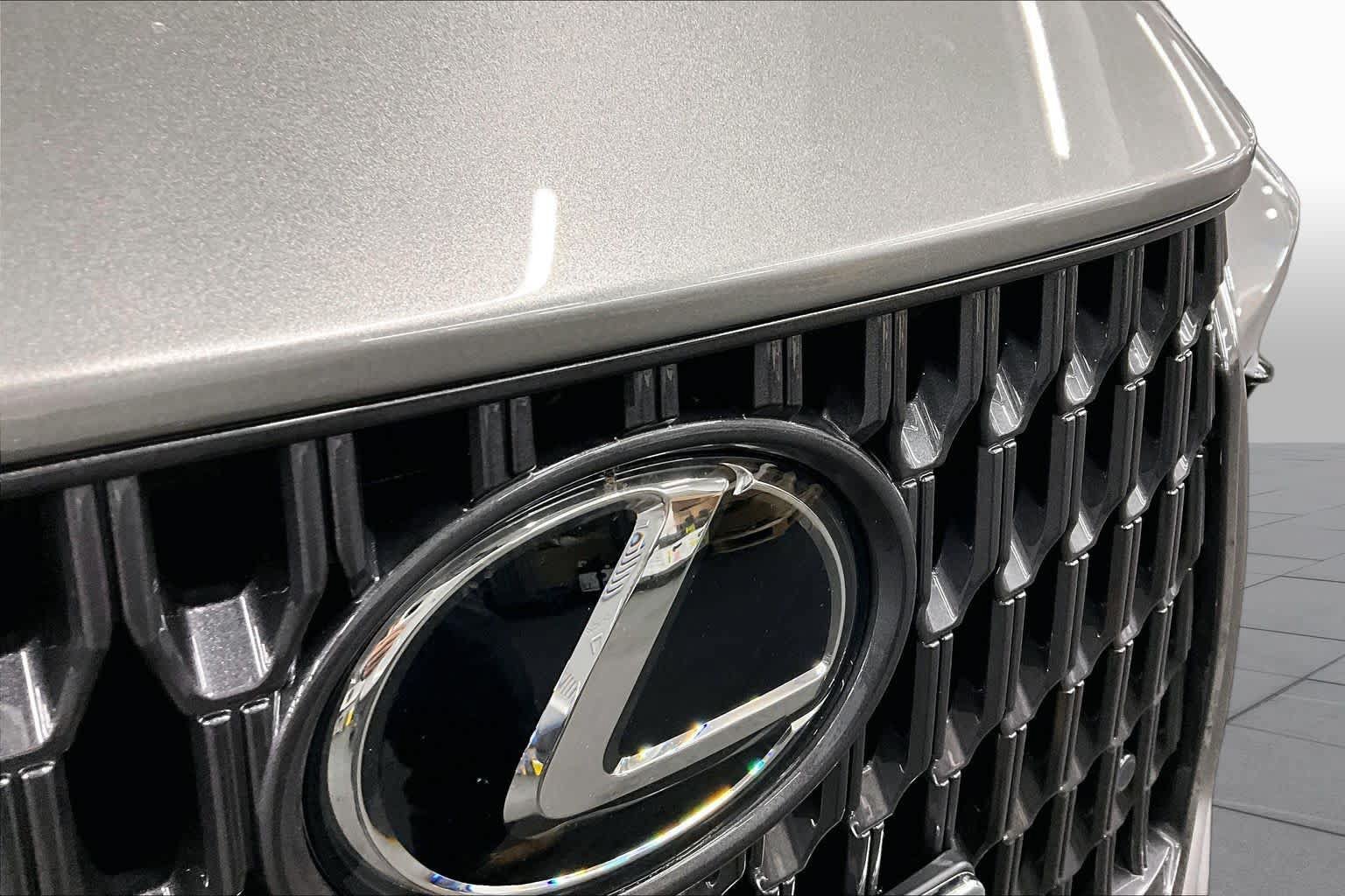 Used 2022 Lexus NX 350h AWD image 30