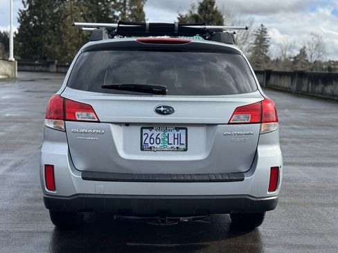 Used 2012 Subaru Outback 2.5i Premium AWD/4WD image 3