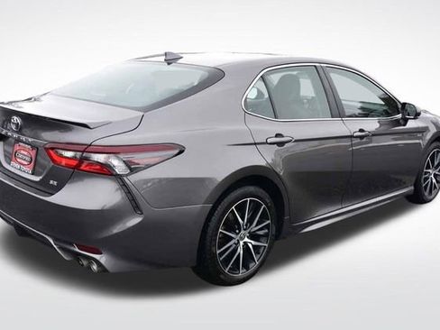 Certified 2023 Toyota Camry SE image 4