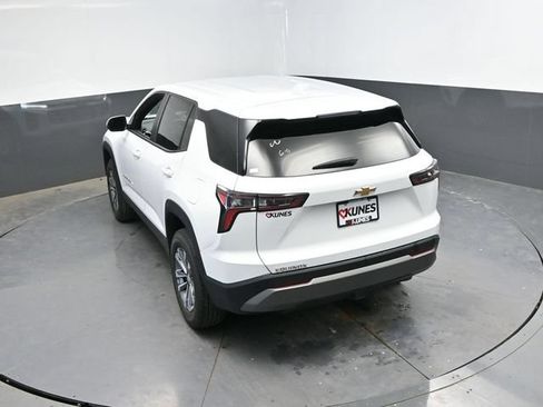 Used 2025 Chevrolet Equinox LT FWD image 40