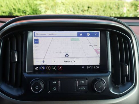 Used 2019 Chevrolet Colorado Z71 image 32