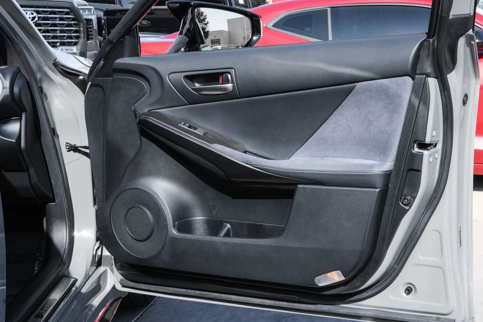 Used 2022 Lexus IS 500 RWD image 40