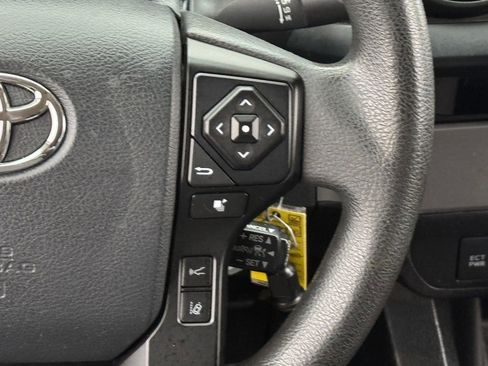 Used 2018 Toyota Tacoma SR w/ SR Convenience Package image 14