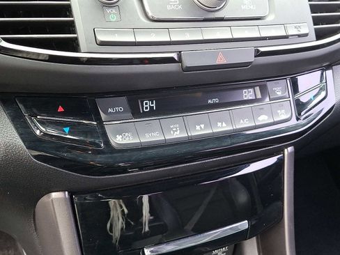 Used 2016 Honda Accord Sport image 16