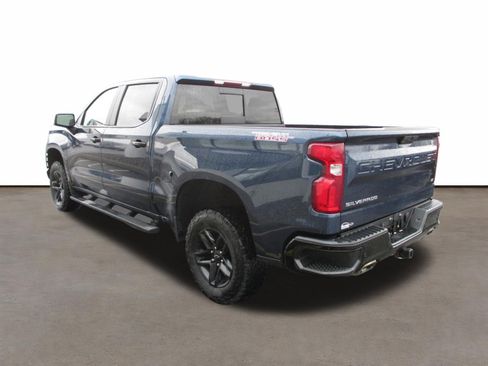Used 2021 Chevrolet Silverado 1500 LT Trail Boss w/ Convenience Package II image 5