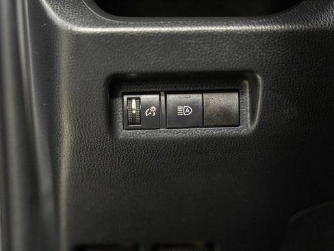 Used 2019 Toyota RAV4 LE w/ All Weather Liner Package AWD/4WD image 34