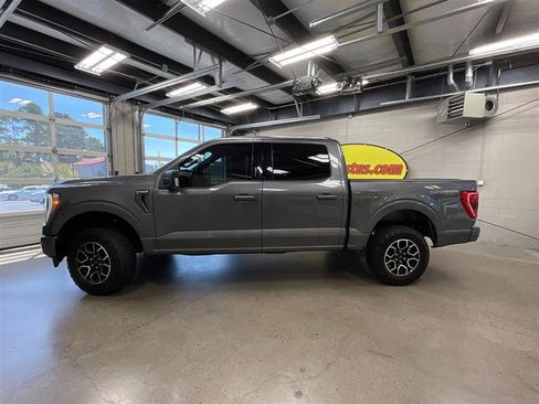 Used 2022 Ford F150 XLT w/ Equipment Group 302A High AWD/4WD image 2