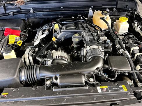 Used 2022 Jeep Gladiator Overland w/ Popular Equipment Package image 29