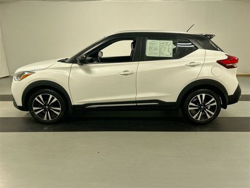 Certified 2019 Nissan Kicks SR w/ SR Premium Package image 7