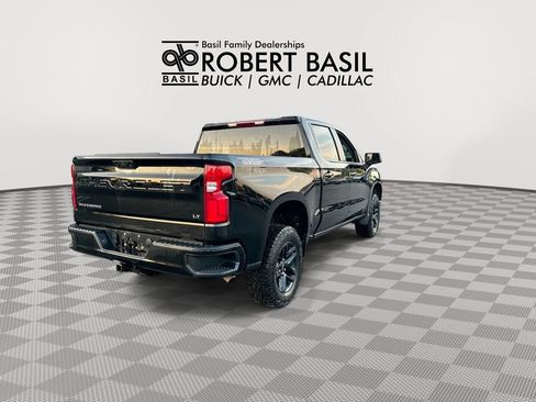 Used 2024 Chevrolet Silverado 1500 LT Trail Boss AWD/4WD image 8