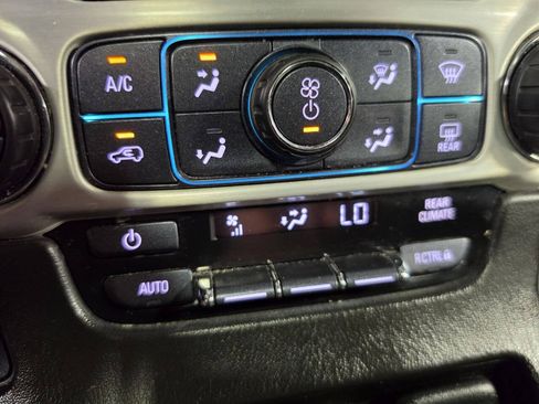 Used 2017 GMC Yukon SLT w/ Open Road Package AWD/4WD image 47