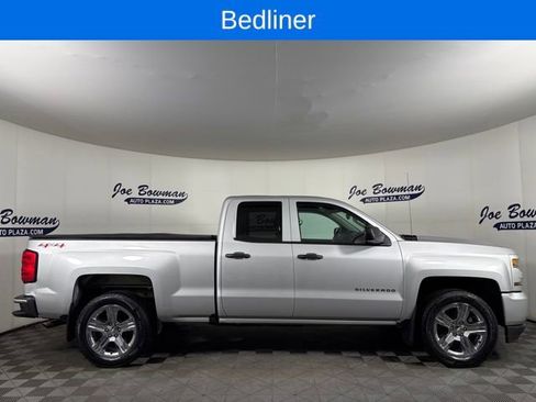 Used 2017 Chevrolet Silverado 1500 Custom w/ Custom Convenience Package image 5