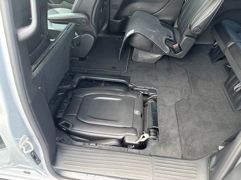 New 2026 Chrysler Pacifica Select AWD/4WD image 42