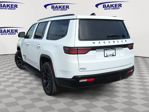 Used 2024 Jeep Wagoneer Series II AWD/4WD image 7