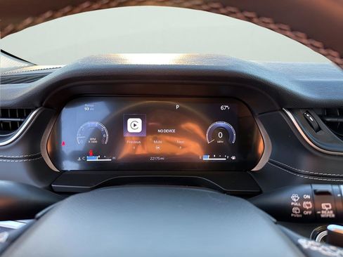 Used 2022 Jeep Grand Cherokee Laredo w/ Luxury Tech Group I image 34