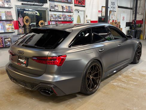 Used 2023 Audi RS 6 w/ Carbon Optic Package AWD/4WD image 6