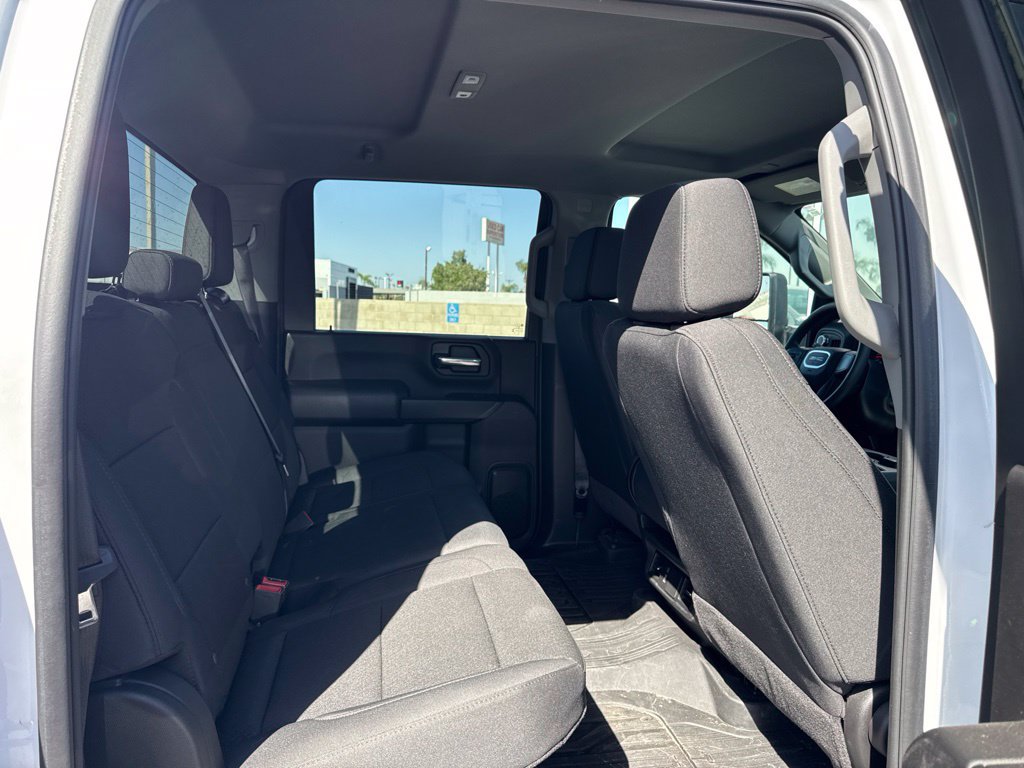 Used 2025 GMC Sierra 2500 Pro w/ Convenience Package AWD/4WD image 8