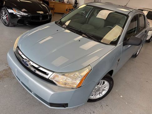 Used 2008 Ford Focus SE FWD image 9