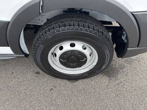 New 2025 Ford Transit 250 Low Roof image 14