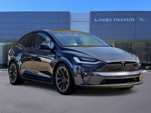 Used 2023 Tesla Model X AWD/4WD image 3