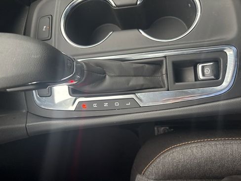 Used 2024 Chevrolet Equinox LT w/ LPO, Floor Liner Package image 20