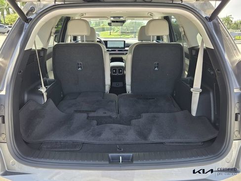 Certified 2025 Kia Sorento EX AWD/4WD image 13
