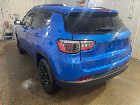 New 2026 Jeep Compass Latitude image 5