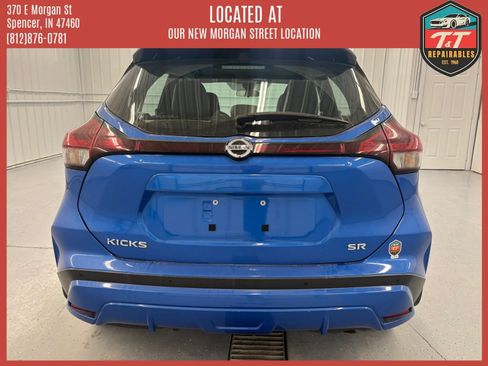 Used 2021 Nissan Kicks SR w/ SR Premium Package FWD image 5