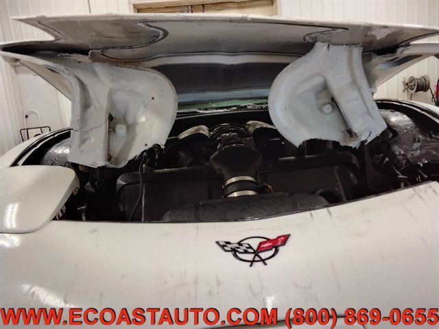 Used 2002 Chevrolet Corvette Coupe w/ Preferred Equipment Group2 RWD image 15
