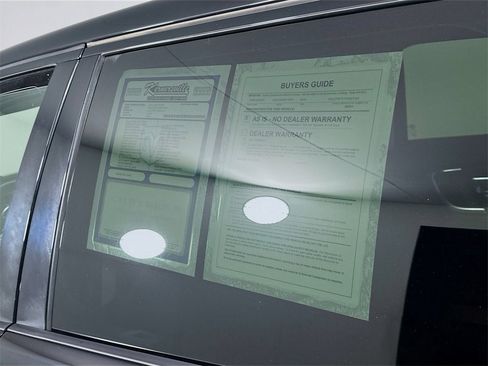 Used 2019 Land Rover Discovery Sport SE image 36