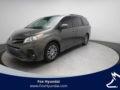 Used 2020 Toyota Sienna XLE w/ XLE Navigation Package
