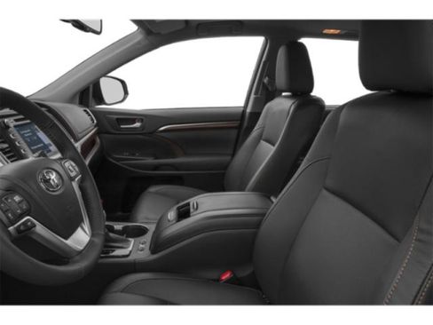 Used 2014 Toyota Highlander Limited AWD/4WD image 8