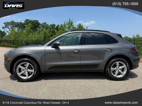 Used 2018 Porsche Macan AWD/4WD image 8