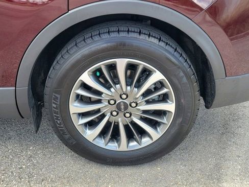 Certified 2023 Lincoln Nautilus Standard w/ Premium Package image 9