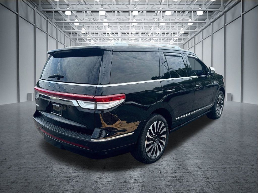 Used 2022 Lincoln Navigator Black Label AWD/4WD image 9