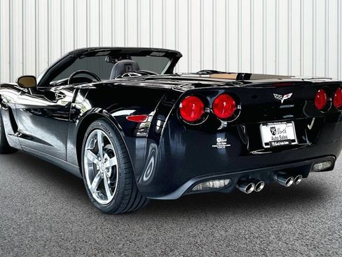 Used 2010 Chevrolet Corvette Convertible w/ Preferred Equipment Group RWD image 4