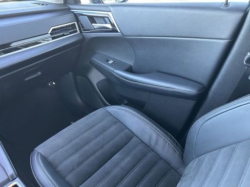 Used 2023 Mitsubishi Outlander SE image 14