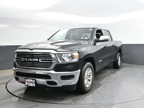 Used 2024 RAM 1500 Laramie AWD/4WD image 6