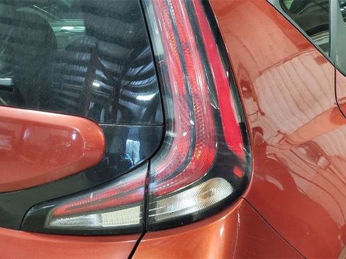 Used 2023 Kia Soul LX w/ Option Group 015 image 5